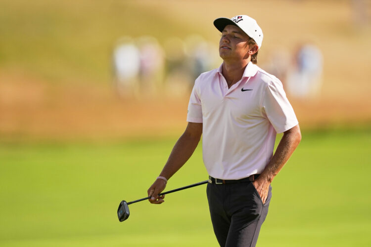 Miles Russell, 17, has his dad caddie to finish his US Open debut in a Father's Day surprise